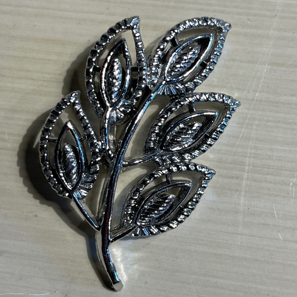 Vintage Gerry's Silver Toned Leaf Brooch
